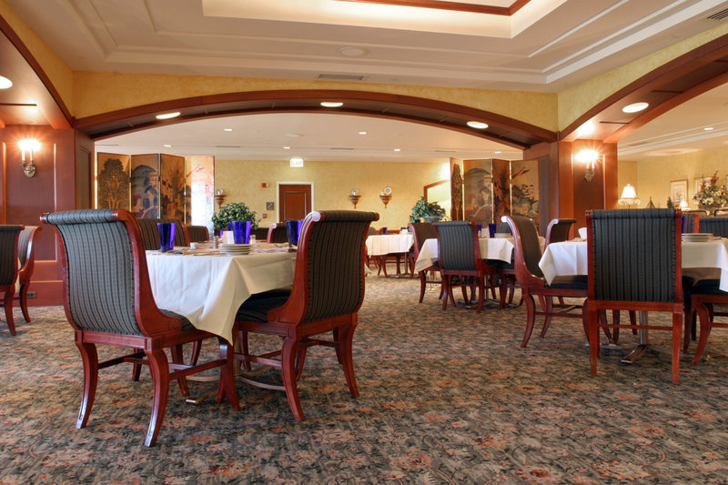 Crowne Plaza-Springfield - Mount Pulaski, IL