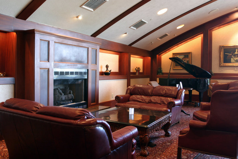 Crowne Plaza-Springfield - Mount Pulaski, IL