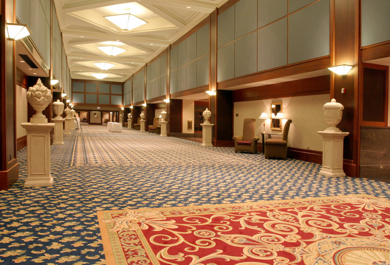 Crowne Plaza-Springfield - Mount Pulaski, IL