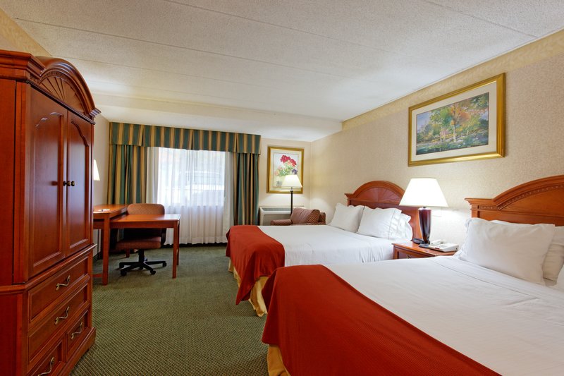 Holiday Inn Express SPRINGFIELD - Springfield, VT