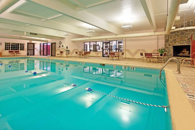 Holiday Inn Express SPRINGFIELD - Springfield, VT