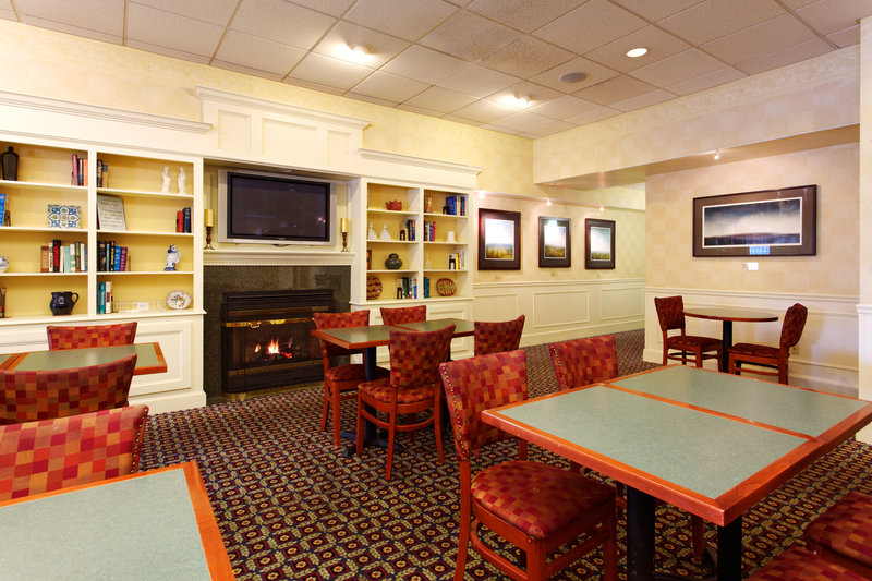 Holiday Inn Express SPRINGFIELD - Springfield, VT