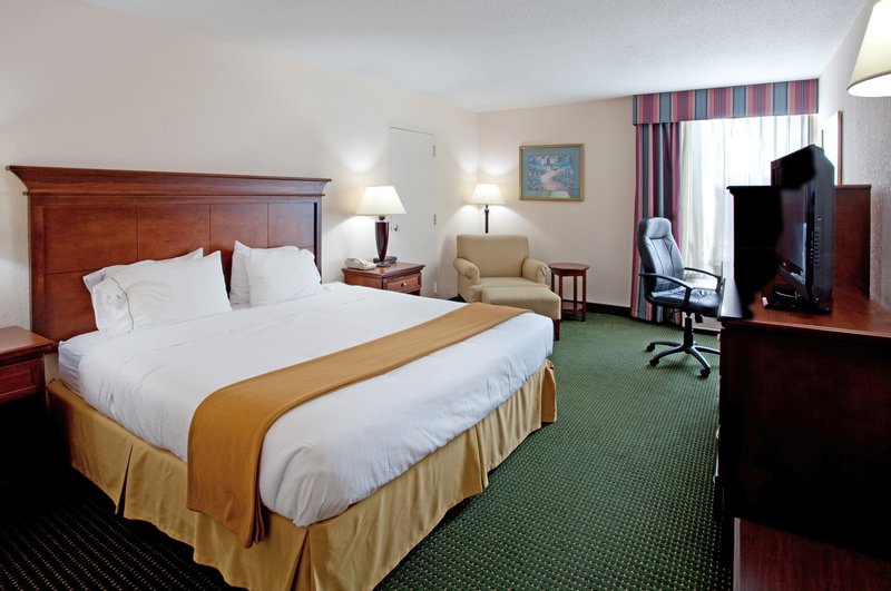 Holiday Inn Express CHARLESTON-SUMMERVILLE - Pineville, SC