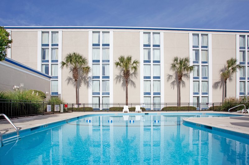 Holiday Inn Express CHARLESTON-SUMMERVILLE - Pineville, SC