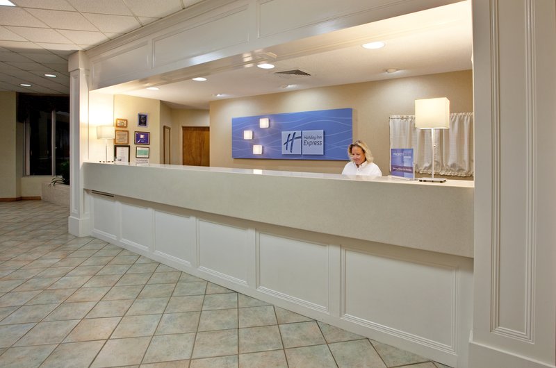 Holiday Inn Express CHARLESTON-SUMMERVILLE - Pineville, SC