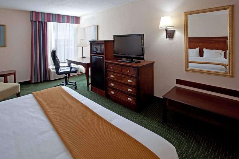 Holiday Inn Express CHARLESTON-SUMMERVILLE - Pineville, SC