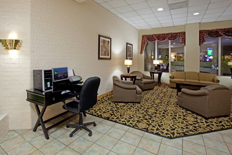 Holiday Inn Express CHARLESTON-SUMMERVILLE - Pineville, SC