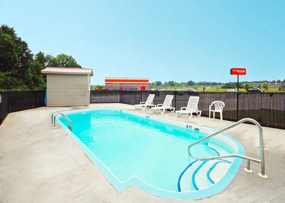 Econo Lodge Inn & Suites - Rockmart, GA