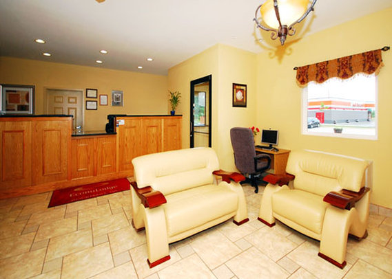 Econo Lodge Inn & Suites - Rockmart, GA