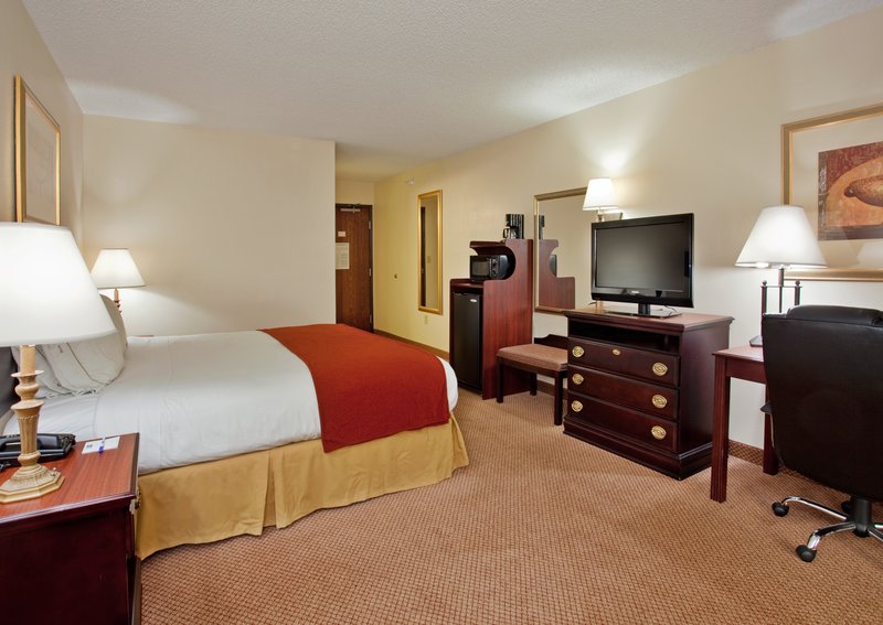 Holiday Inn Express SIKESTON - Sikeston, MO