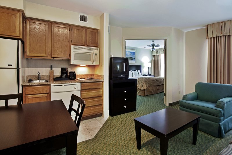 Holiday Inn Shreveport Airport West - Keatchie, LA