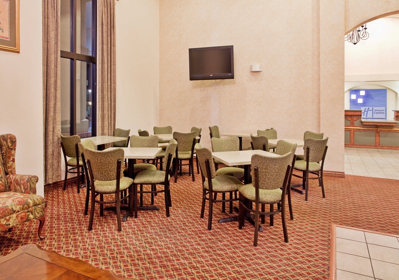 Holiday Inn Express SIKESTON - Sikeston, MO
