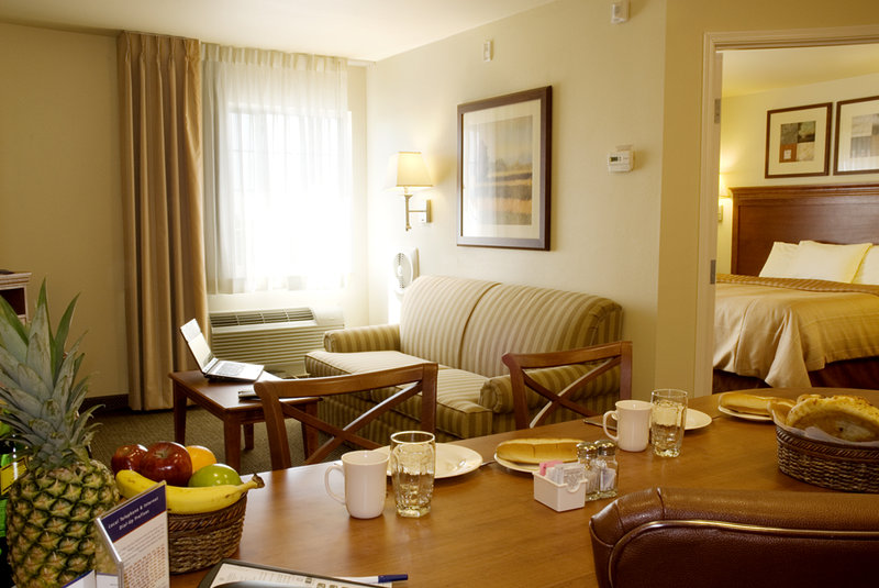 Candlewood Suites SPRINGFIELD - Springfield, MO