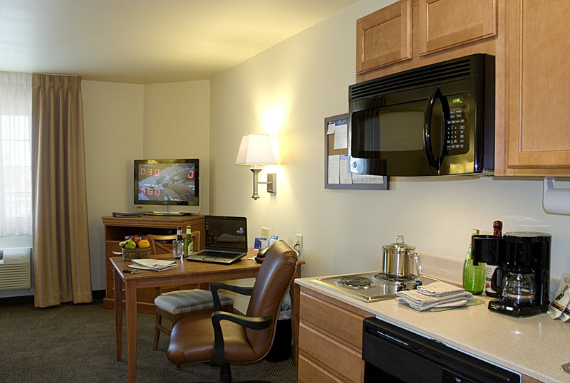Candlewood Suites SPRINGFIELD - Springfield, MO