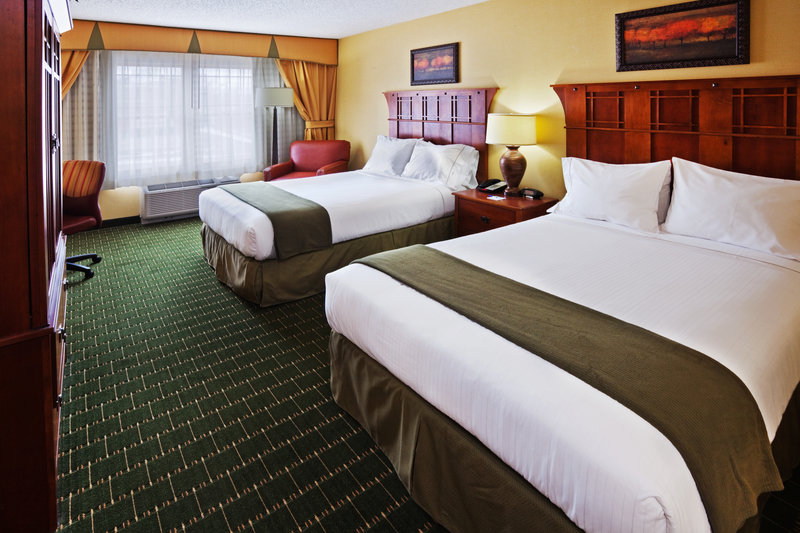 Holiday Inn Express & Suites Springfield - Springfield, MO