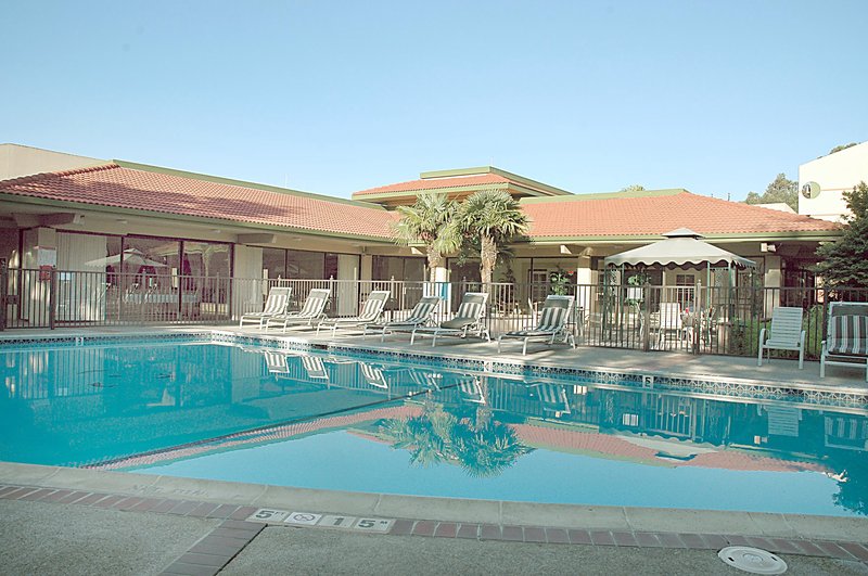 Crowne Plaza Hotel Oakland South-Union City