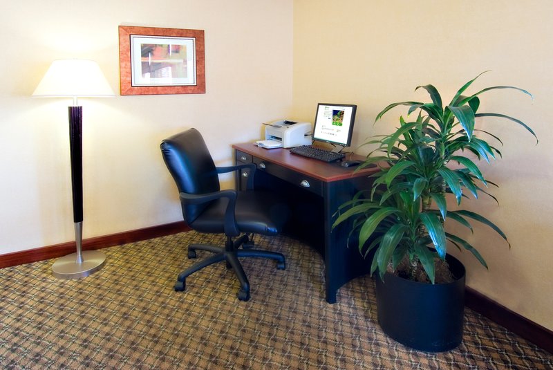HOLIDAY INN EXPRESS - Springfield, OR