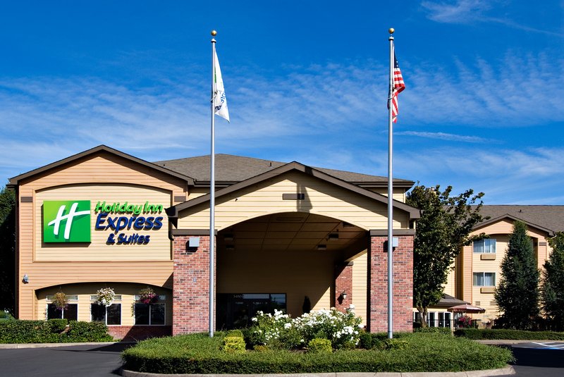 HOLIDAY INN EXPRESS - Springfield, OR