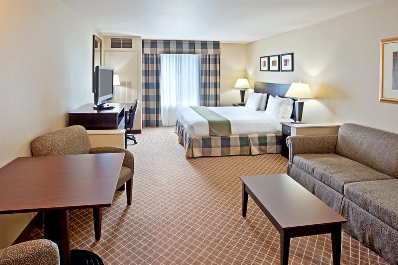 Holiday Inn Express & Suites MARYSVILLE - Gold Bar, WA