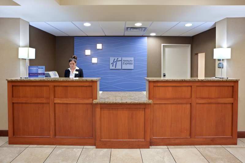 Holiday Inn Express & Suites MARYSVILLE - Gold Bar, WA