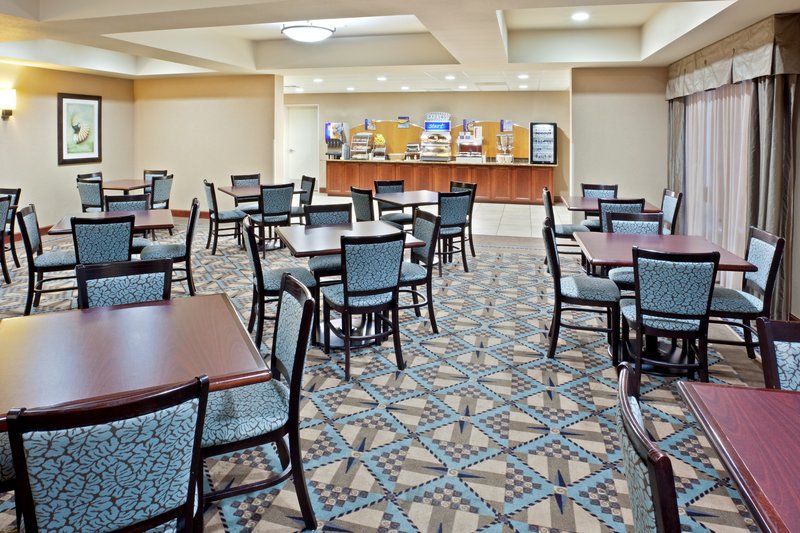 Holiday Inn Express & Suites MARYSVILLE - Gold Bar, WA