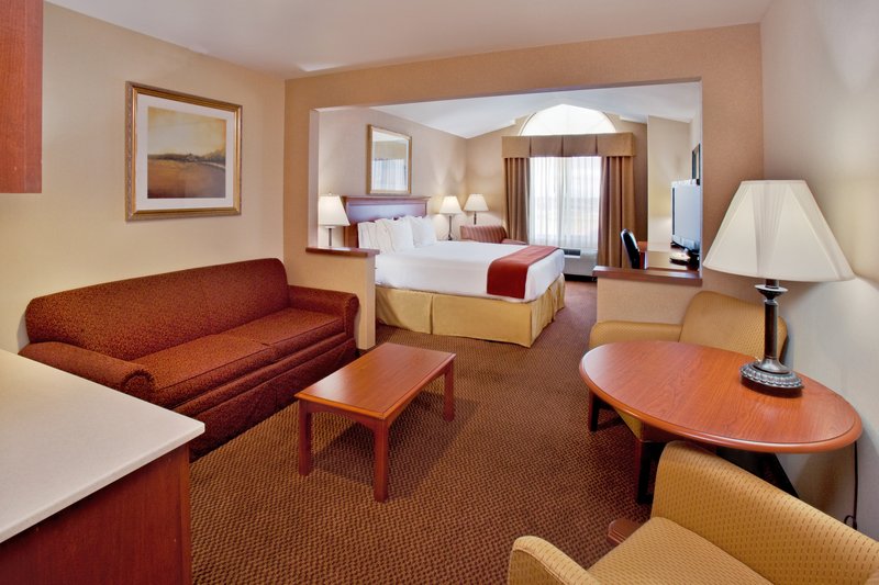 Holiday Inn Express & Suites SHELDON - Sheldon, IA