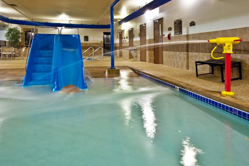 Holiday Inn Express & Suites SHELDON - Sheldon, IA