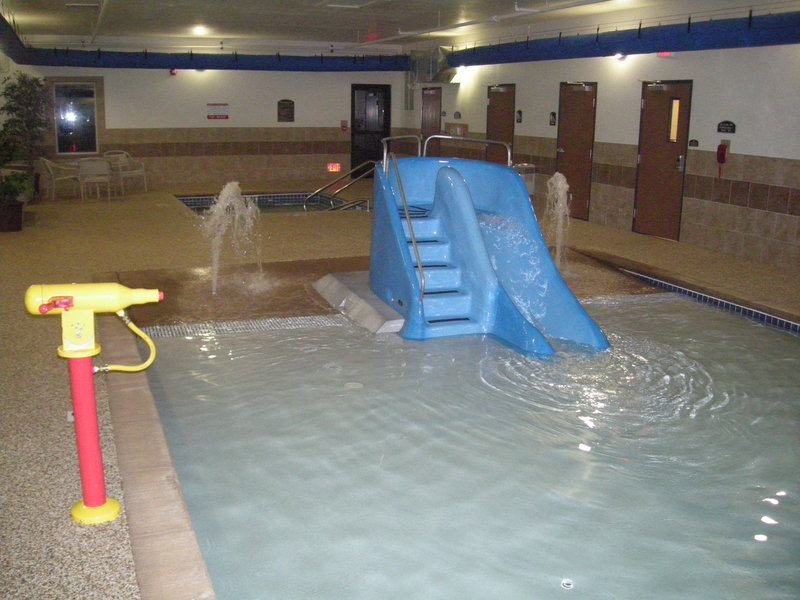 Holiday Inn Express & Suites SHELDON - Sheldon, IA