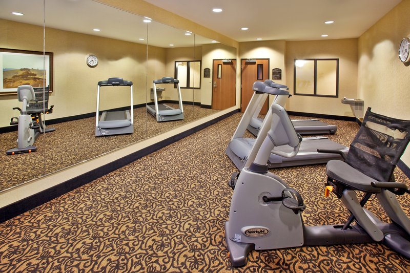 Holiday Inn Express & Suites SHELDON - Sheldon, IA