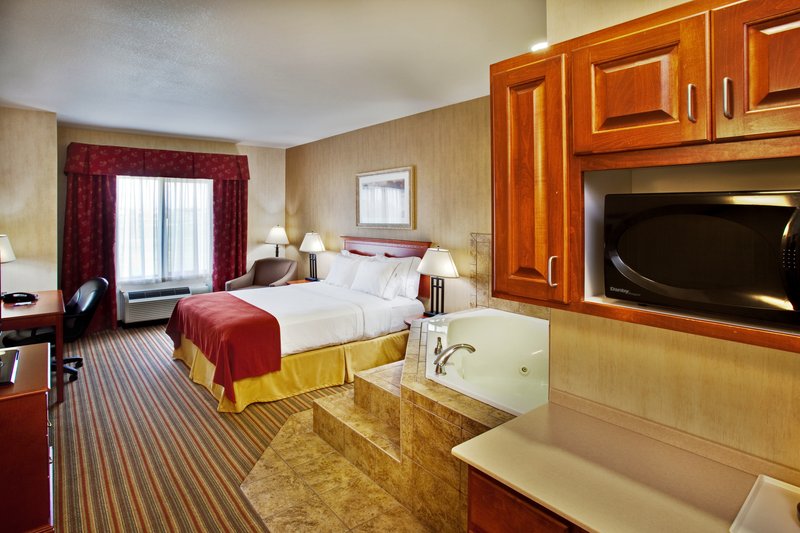 Holiday Inn Express - Sioux Center, IA