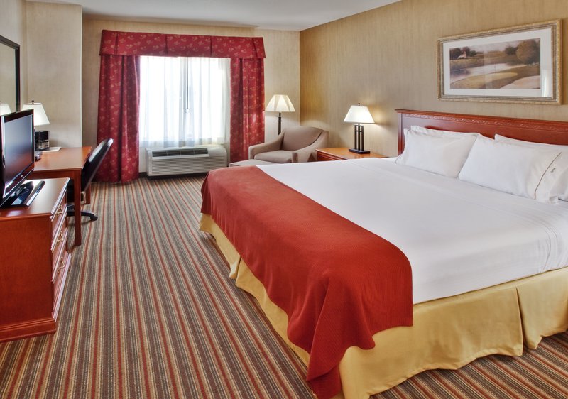 Holiday Inn Express - Sioux Center, IA