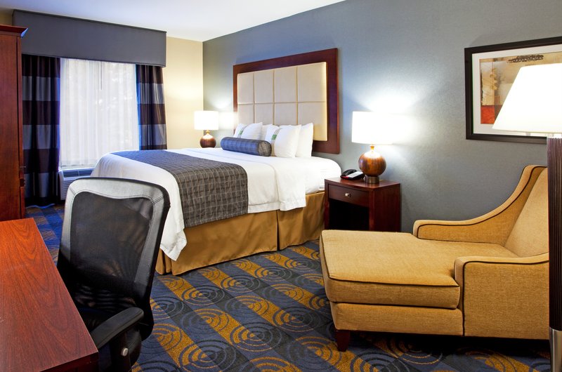 Holiday Inn Hotel & Suites STOCKBRIDGE/ATLANTA I-75 - Stockbridge, GA