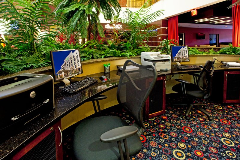 Holiday Inn Hotel & Suites STOCKBRIDGE/ATLANTA I-75 - Stockbridge, GA