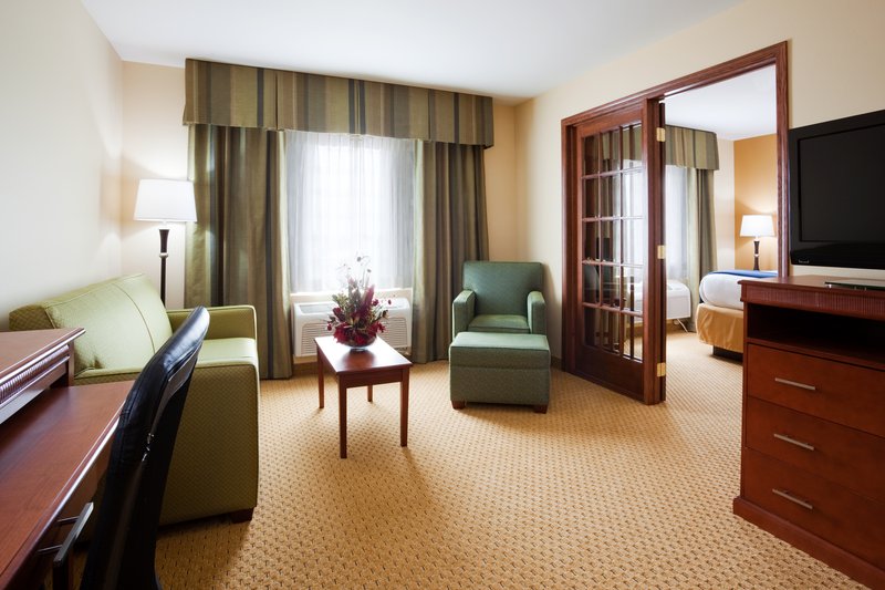 Holiday Inn Express-Kohler - Sheboygan, WI