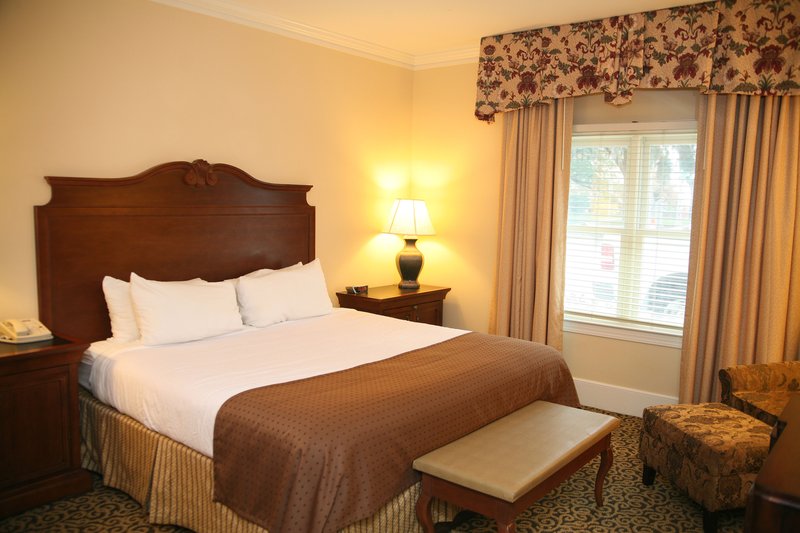 Holiday Inn HISTORIC DISTRICT (MULBERRY) - Savannah, GA