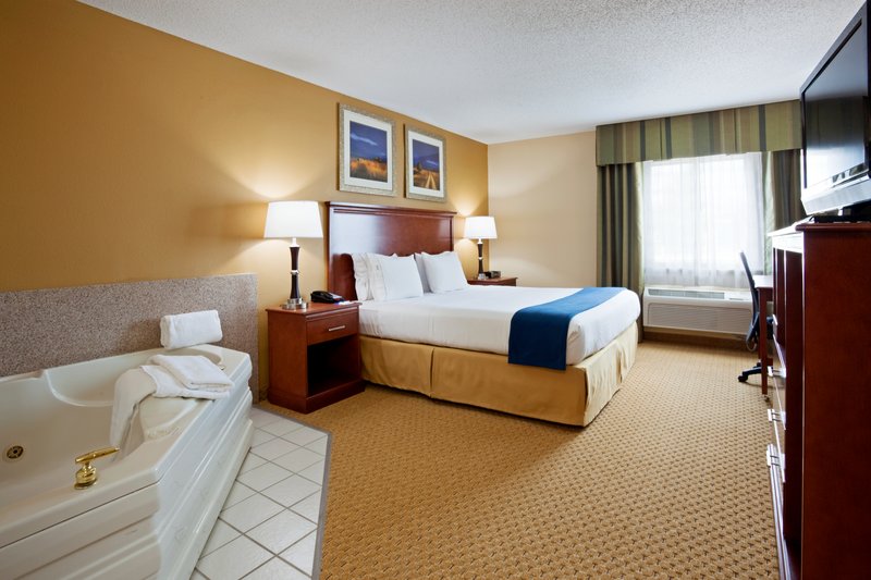 Holiday Inn Express-Kohler - Sheboygan, WI