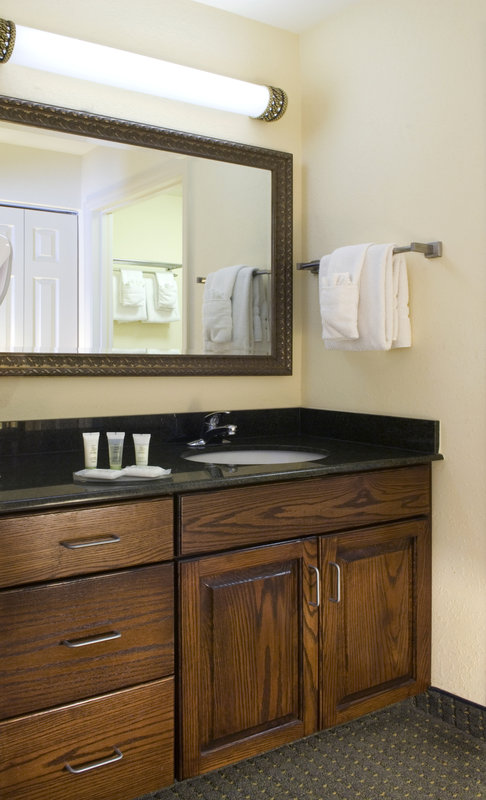 Staybridge Suites SAVANNAH AIRPORT - Fort Stewart, GA