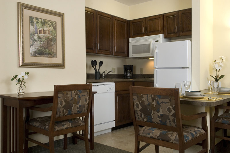 Staybridge Suites SAVANNAH AIRPORT - Fort Stewart, GA
