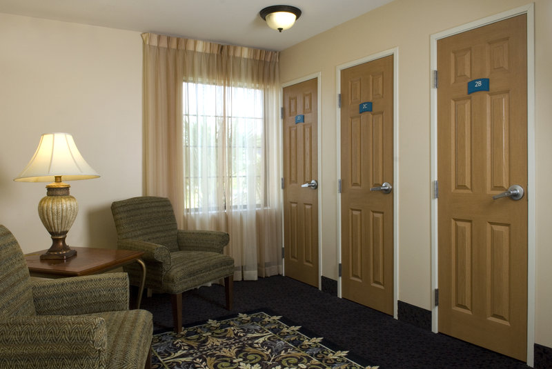 Staybridge Suites SAVANNAH AIRPORT - Fort Stewart, GA