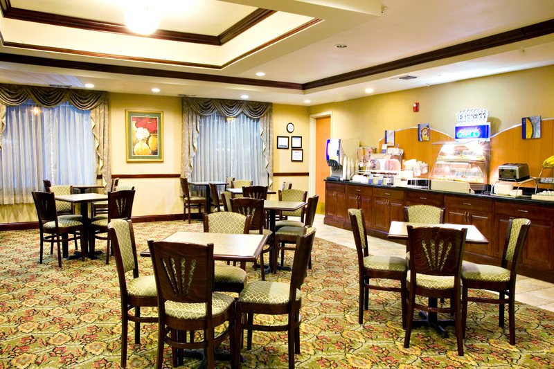 Holiday Inn Express & Suites Selma - Schertz, TX