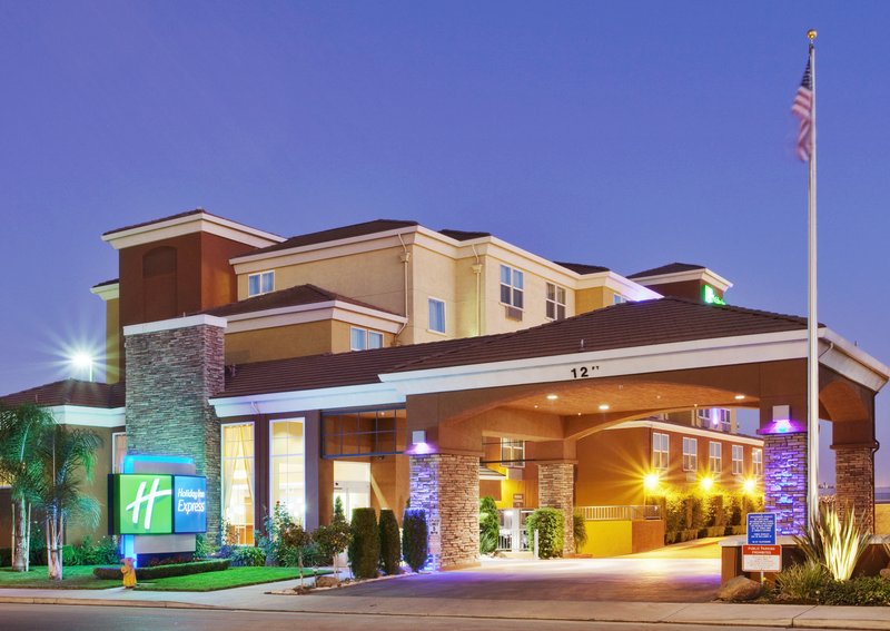 Holiday Inn Express WEST SACRAMENTO - CAPITOL AREA