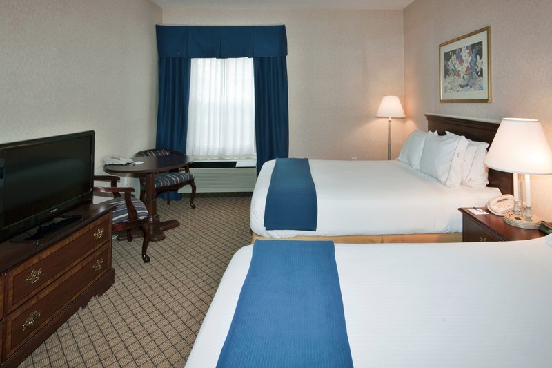 Holiday Inn Express & Suites ROSEVILLE - Harper Woods, MI