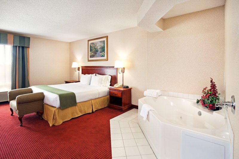 Holiday Inn Express & Suites MURPHY - Waynesville, NC