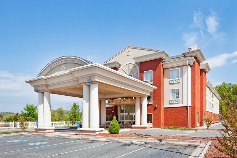 Holiday Inn Express & Suites MURPHY - Waynesville, NC