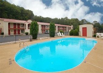 Econo Lodge - Cartersville, GA