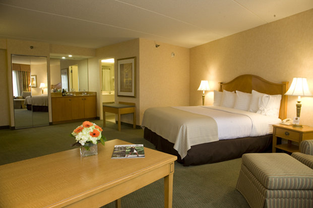 Holiday Inn - Naperville, IL