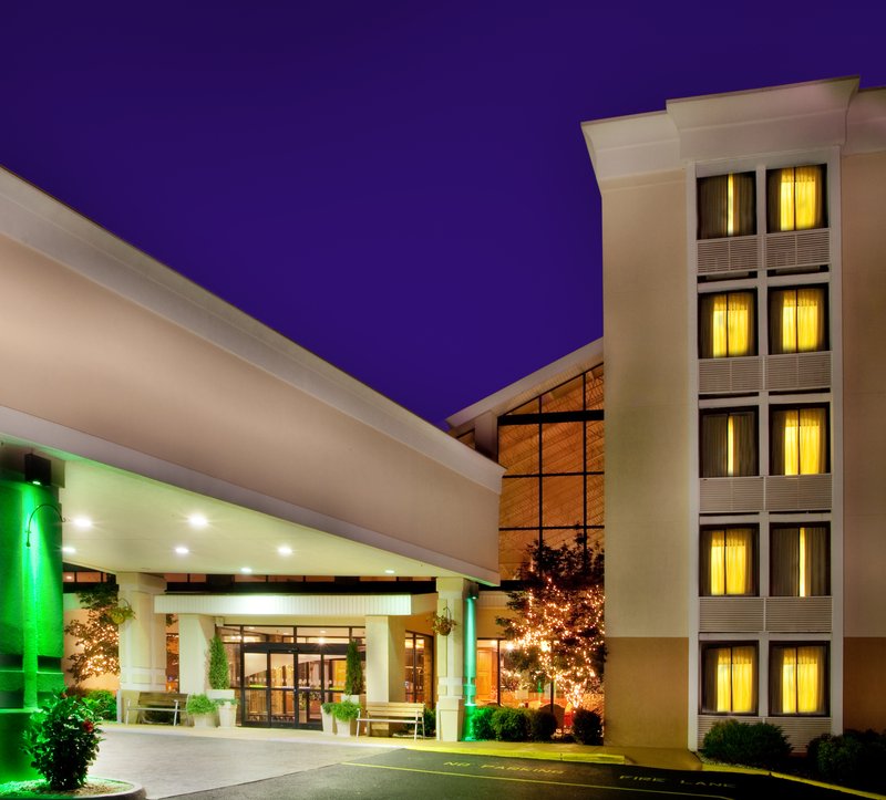 Holiday Inn Roanoke - Valley View