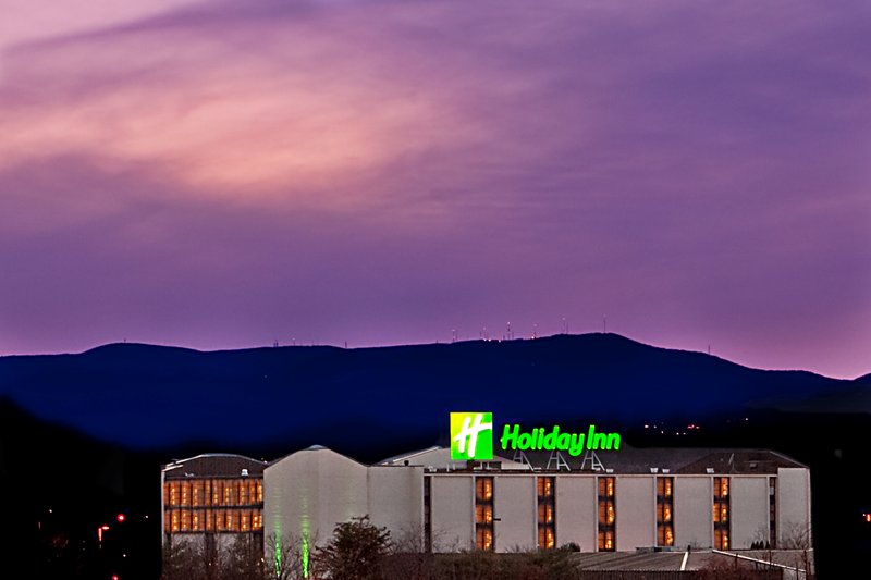 Holiday Inn Roanoke-Tanglewood-Rt 419&I581