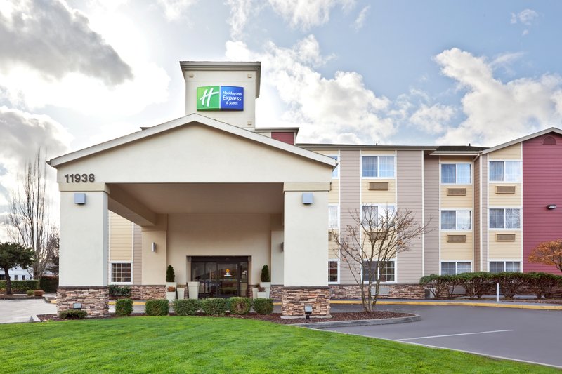 Holiday Inn Express & Suites PORTLAND AIRPORT - Portland, OR