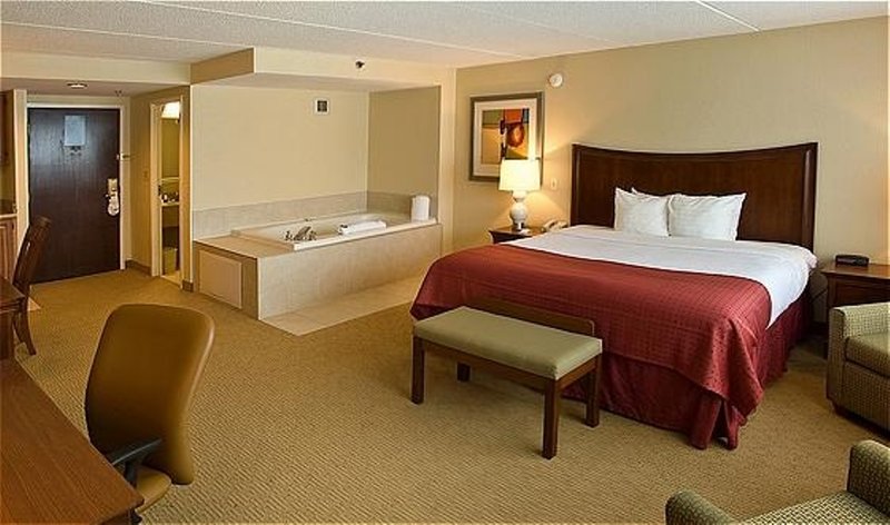 Holiday Inn FLINT - GRAND BLANC AREA - Flint, MI